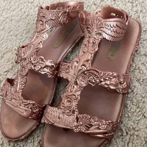 Melissa + Campana Barroca Jelly Sandal Rose Gold. - Picture 5 of 5